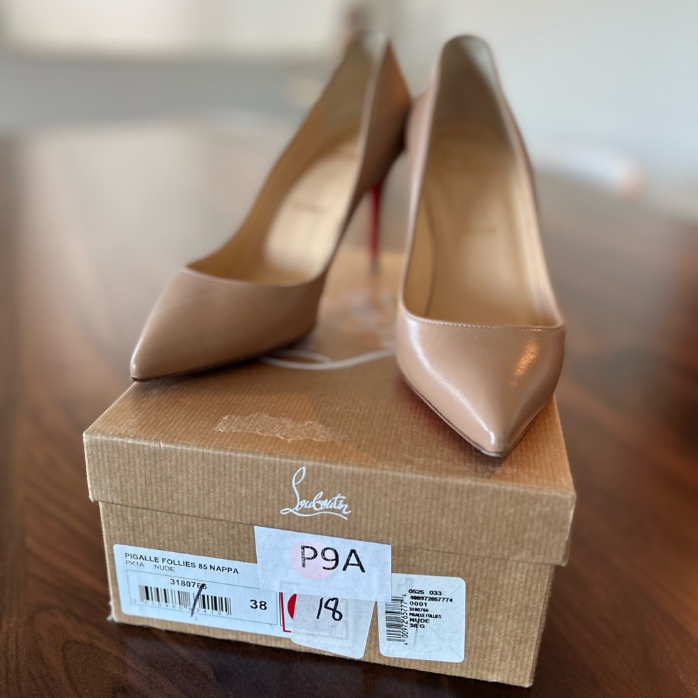 Christian Louboutin Pigalle Follies 85. Sz 38